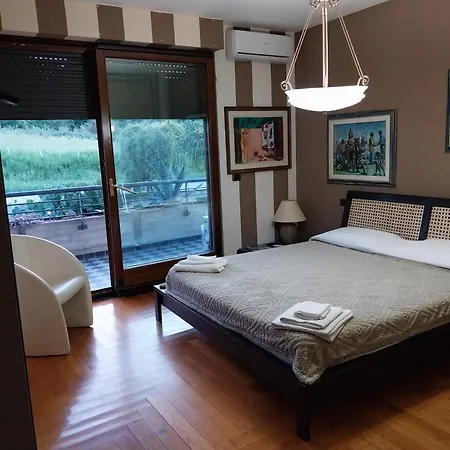 Angela Bed & Breakfast 3*