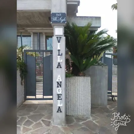 Angela Bed & Breakfast *
