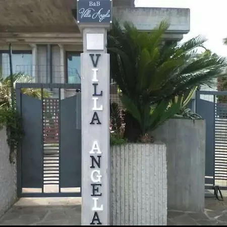 Angela Bed & Breakfast 3*